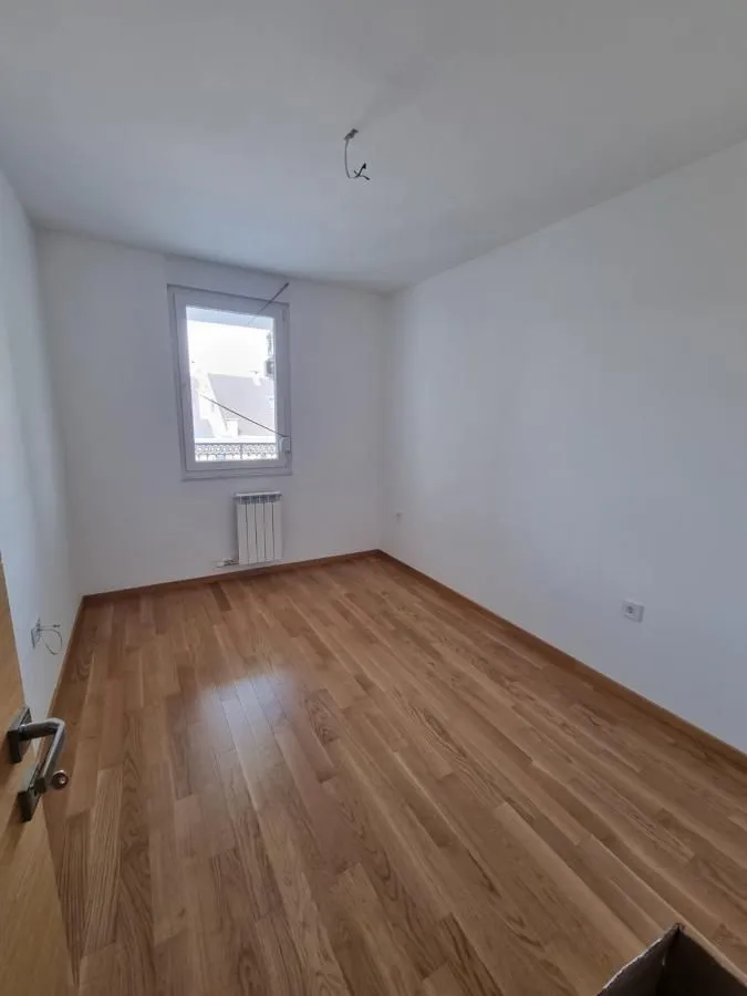 Izdavanje, trosoban stan, 68m², Podbara, Novi Sad Sve Podlokacije
