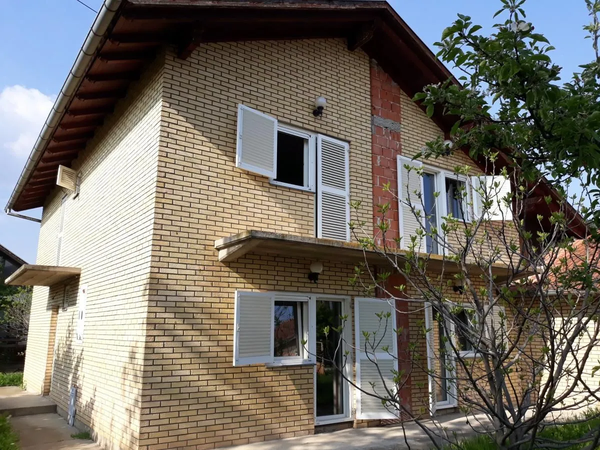 Prodaja, kuća, 200m², Adice, Novi Sad Sve Podlokacije