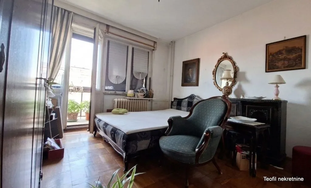 Prodaja, dvosoban stan, 78m², Južni Bulevar, Vračar Sve Podlokacije