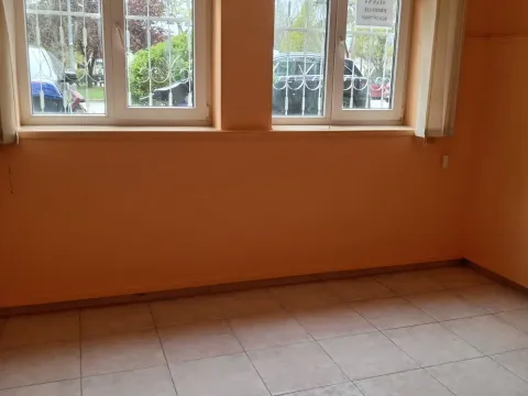 Sale, two bedroom apartment, 42m², Centar, Vršac - image 2