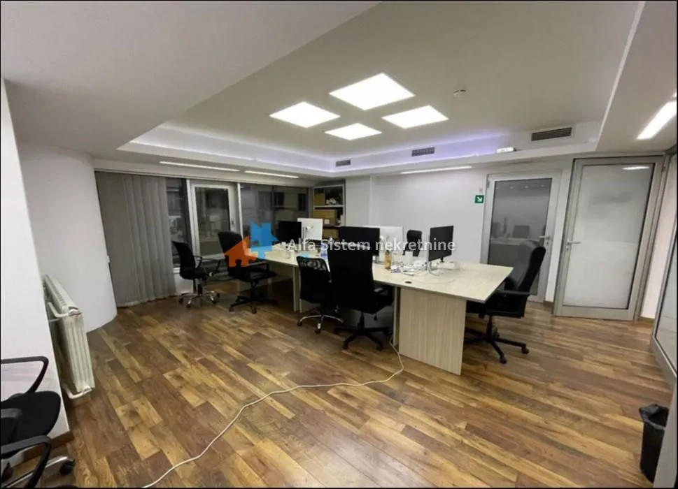 Rent, office space, 100m², Kalenić Pijaca, Vračar Sve Podlokacije