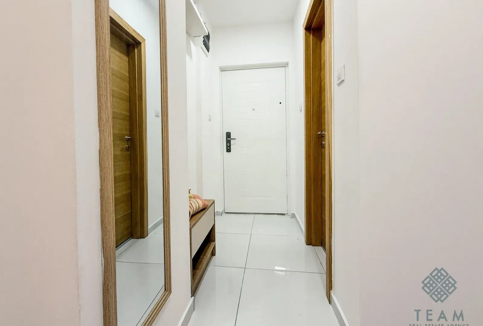 Prodaja, trosoban stan, 89m², Pejton, Podgorica