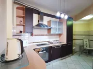 Izdavanje, stan, 100m², Centar, Podgorica - image 6