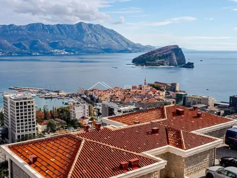 Prodaja, dvosoban stan, 50m², Budva, Crna Gora