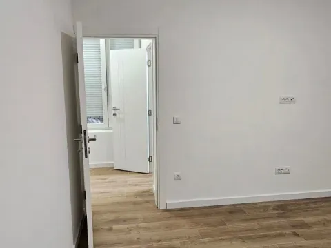 Prodaja, jednosoban stan, 32m², Stari Grad, Beograd - image 2