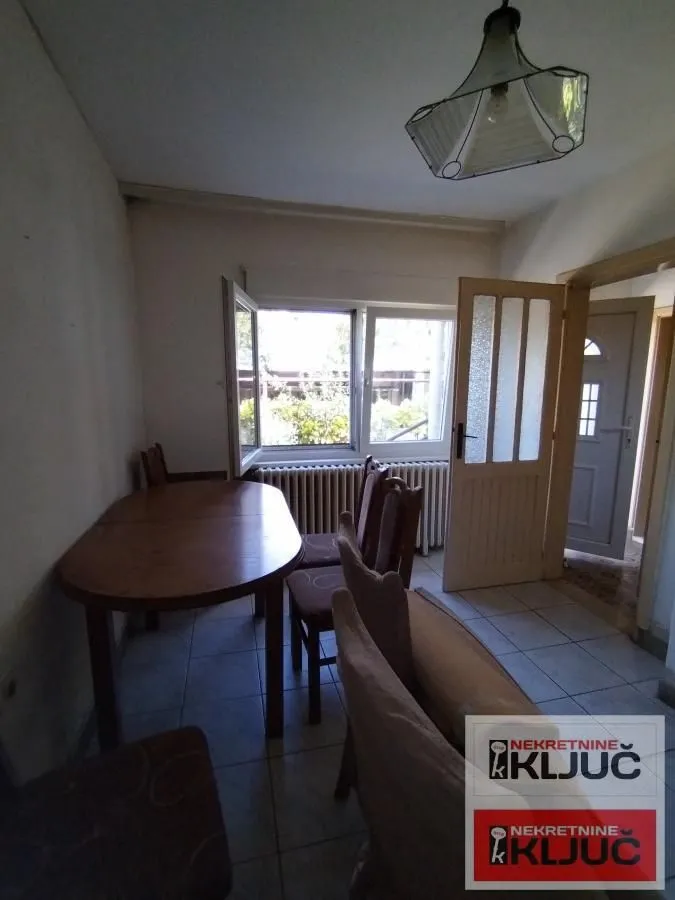 Prodaja, kuća, 148m², Futog, Novi Sad Sve Podlokacije