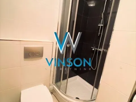 Izdavanje, trosoban stan, 98m², Centar, Novi Sad - image 18