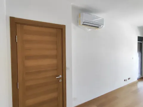 Rent, one bedroom apartment, 47m², City Kvart, Podgorica - image 4