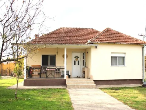Prodaja, kuća, 77m², Zeta, Podgorica - image 1