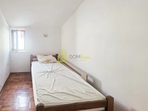 Prodaja, trosoban stan, 80m², Stari Aerodrom, Podgorica - image 10