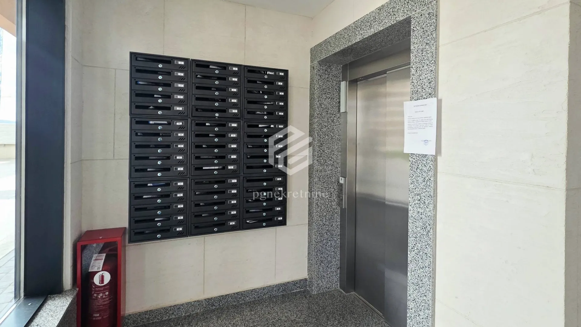 Rent, one bedroom apartment, 48m², City Kvart, Podgorica