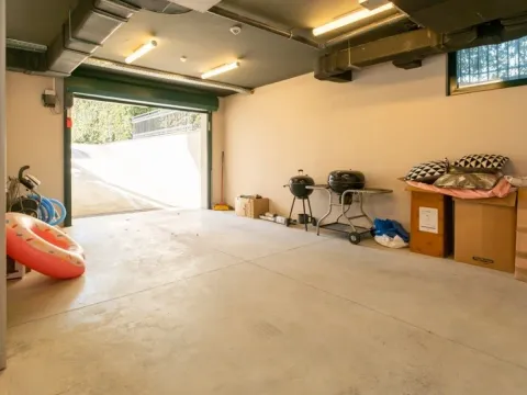 Prodaja, kuća, 500m², Podgorica, Crna Gora - image 18