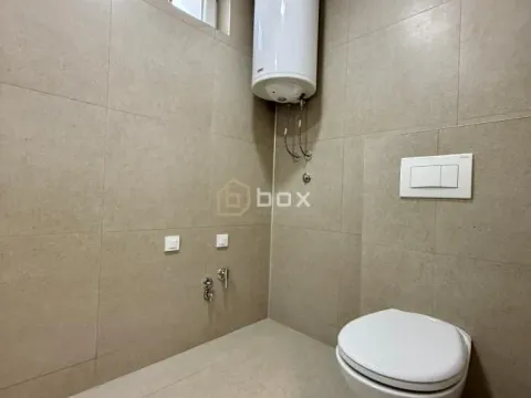 Prodaja, trosoban stan, 92m², Palilula, Niš - image 23