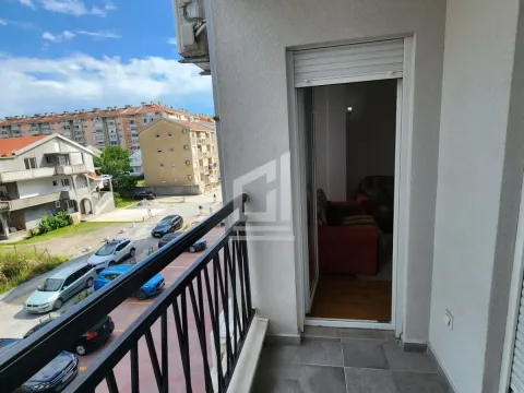 Prodaja, jednosoban stan, Stari Aerodrom, Podgorica - image 2