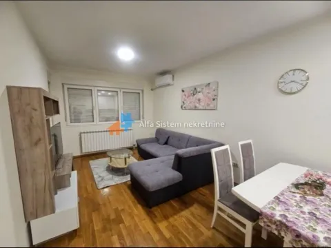 Rent, apartment, 55m², Đeram Pijaca, Beograd - image 3