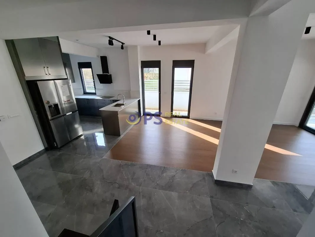Sale, house, 400m², Bar, Crna Gora