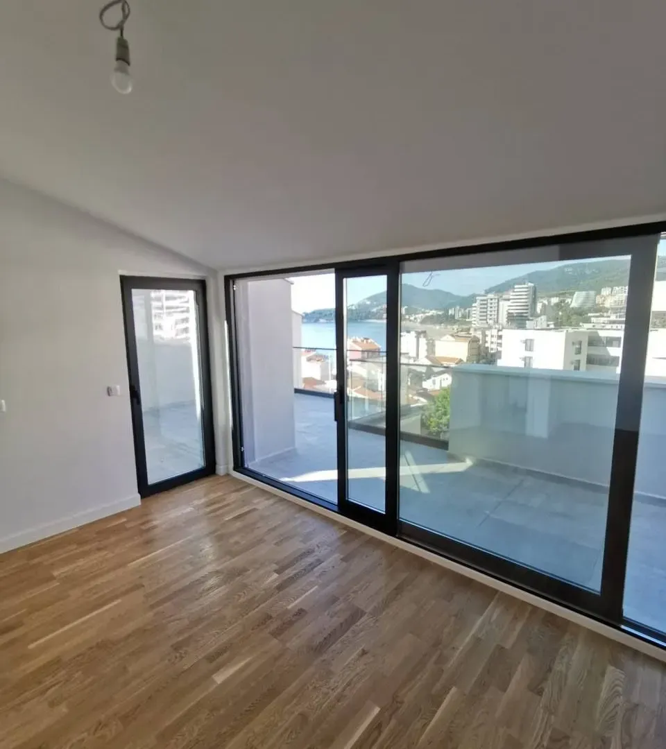 Sale, two bedroom apartment, 204m², Rafailovići, Budva