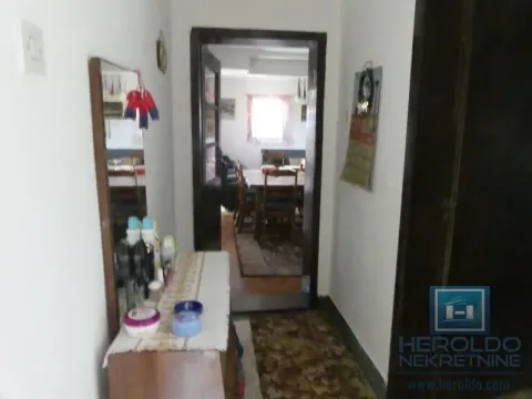 Prodaja, kuća, 150m², Bunar, Jagodina - image 7