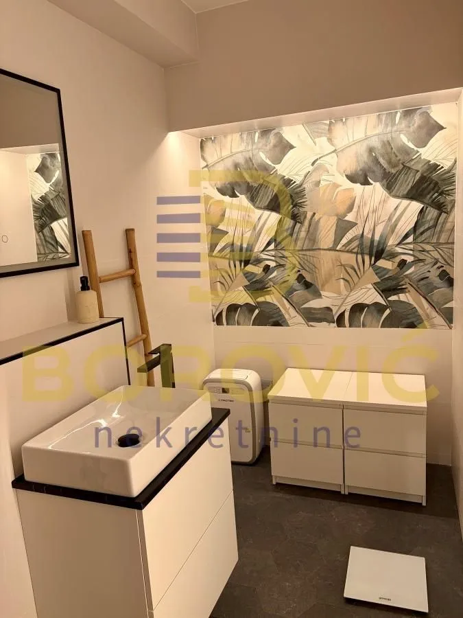 Sale, three bedroom apartment, 85m², Višnjička Banja, Palilula Sve Podlokacije