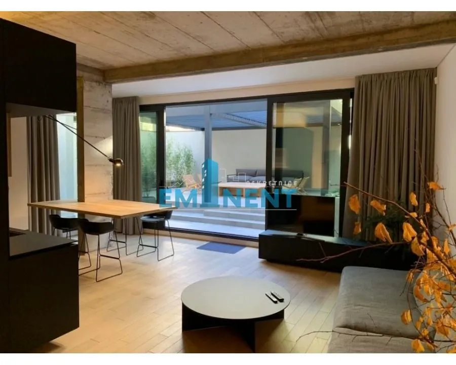 Izdavanje, trosoban stan, 85m², Vračar Hram, Vračar Sve Podlokacije