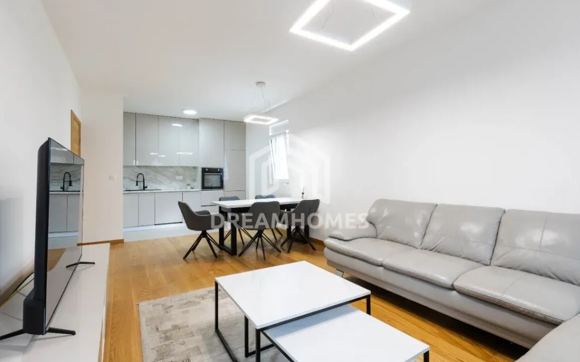 Izdavanje, dvosoban stan, 71m², City Kvart, Podgorica