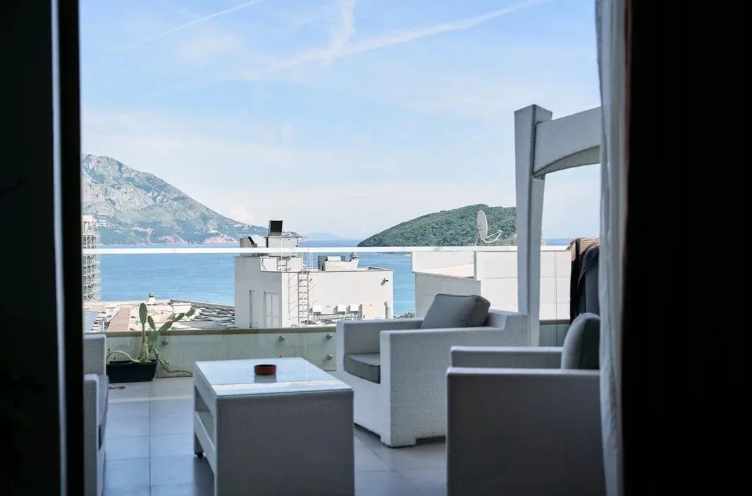 Rent, two bedroom apartment, 130m², Budva, Crna Gora