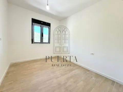 Rent, one bedroom apartment, 44m², Tološi, Podgorica - image 10