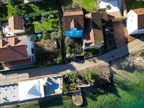 Sale, house, 300m², Stoliv, Kotor - image 3