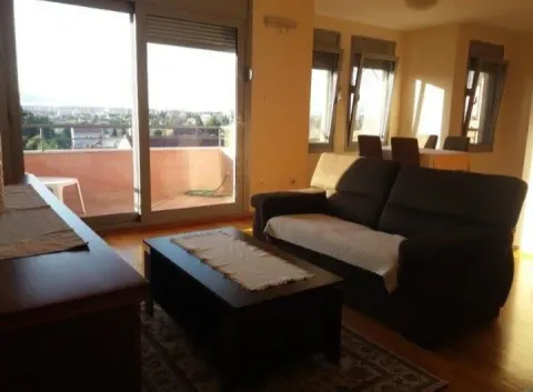 Rent, two bedroom apartment, 125m², Gorica C, Podgorica - image 4