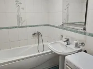 Izdavanje, dvosoban stan, 72m², Stari Aerodrom, Podgorica - image 8