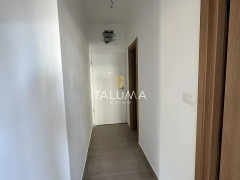 Sale, two bedroom apartment, 53m², Zabjelo, Podgorica - image 9