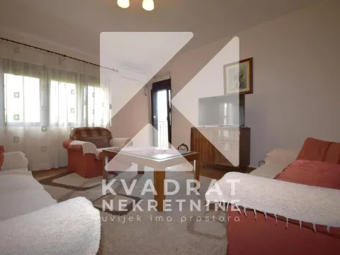 Rent, two bedroom apartment, 80m², Stari Aerodrom, Podgorica - image 1