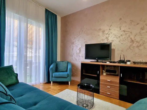 Izdavanje, jednosoban stan, 60m², Budva, Crna Gora - image 7