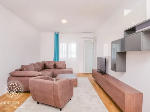 Izdavanje, jednosoban stan, 55m², Stari Aerodrom, Podgorica - image 6