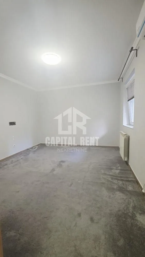 Rent, office space, 45m², Čukarica, Beograd