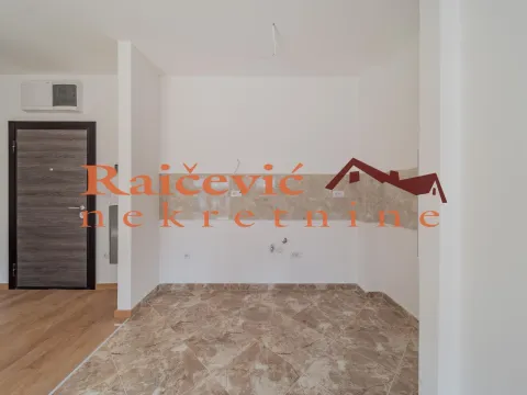 Prodaja, trosoban stan, 70m², Trošarina, Voždovac Sve Podlokacije - image 5