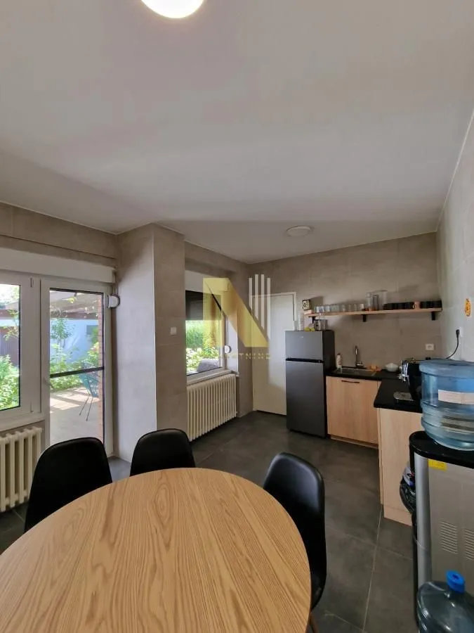 Rent, office space, 200m², Spens, Novi Sad Sve Podlokacije