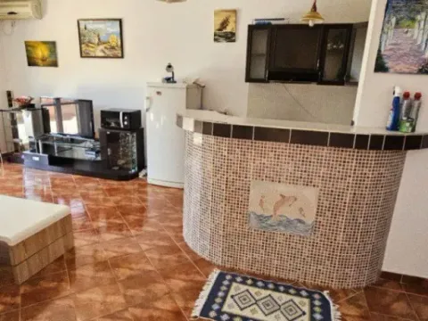 Prodaja, kuća, 140m², Dobre Vode, Bar - image 8