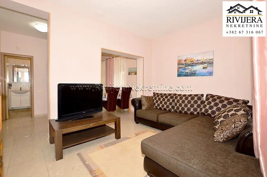 Prodaja, dvosoban stan, 92m², Baošići, Herceg Novi