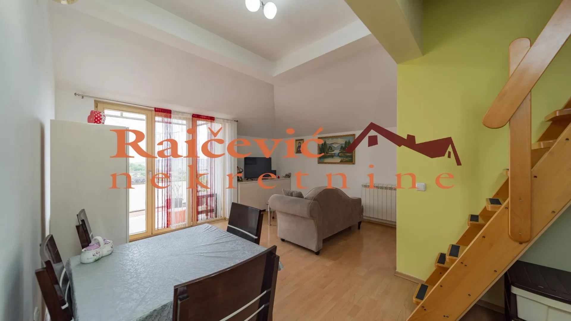 Izdavanje, trosoban stan, 65m², Kluz, Zvezdara Sve Podlokacije