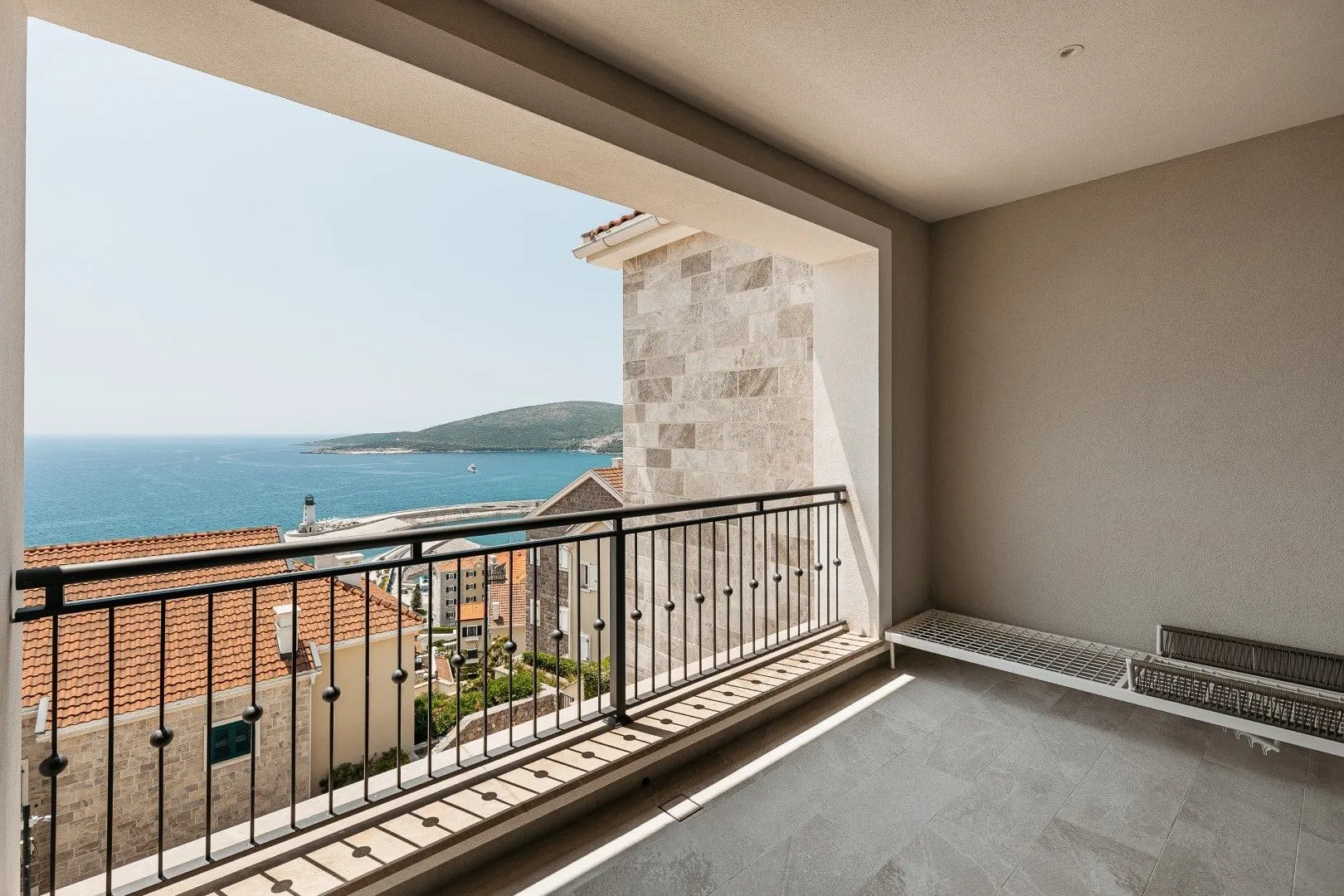 Prodaja, jednosoban stan, 77m², Luštica Bay, Tivat