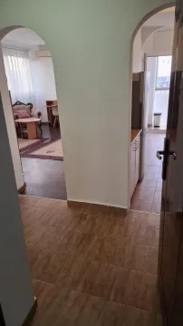 Izdavanje, jednosoban stan, 58m², Centar, Podgorica - image 8