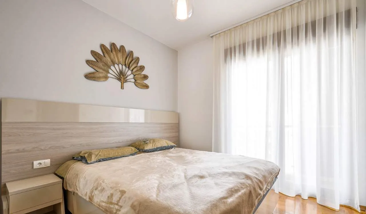 Prodaja, dvosoban stan, 88m², Bečići, Budva