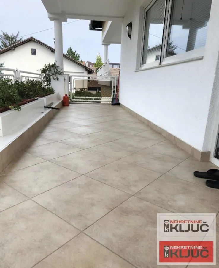 Izdavanje, kuća, 120m², Sremska Kamenica, Petrovaradin
