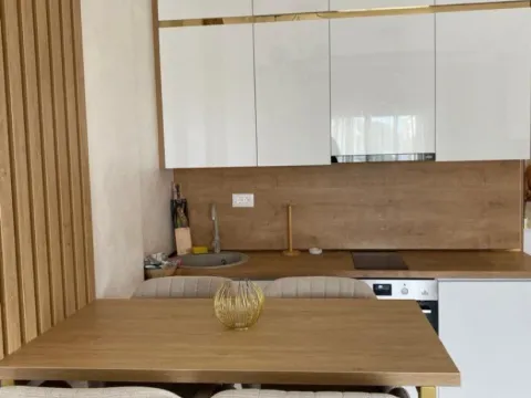 Sale, one bedroom apartment, 42m², Bečići, Budva - image 7