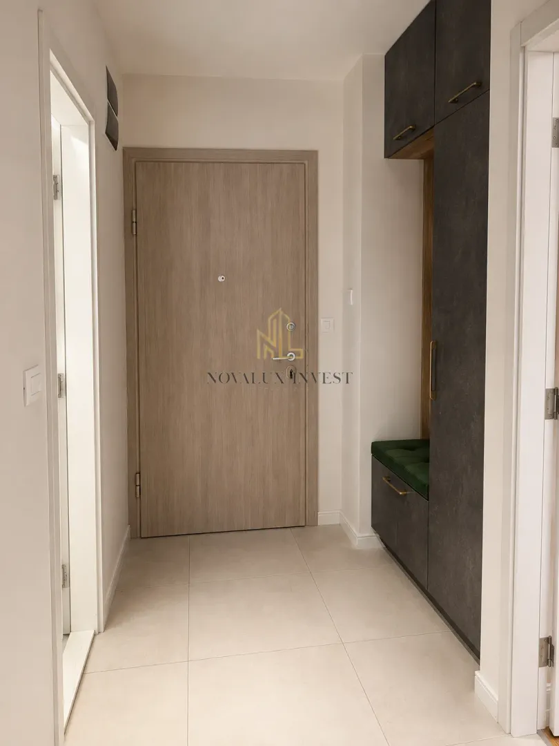 Izdavanje, jednosoban stan, 50m², Central Point, Podgorica