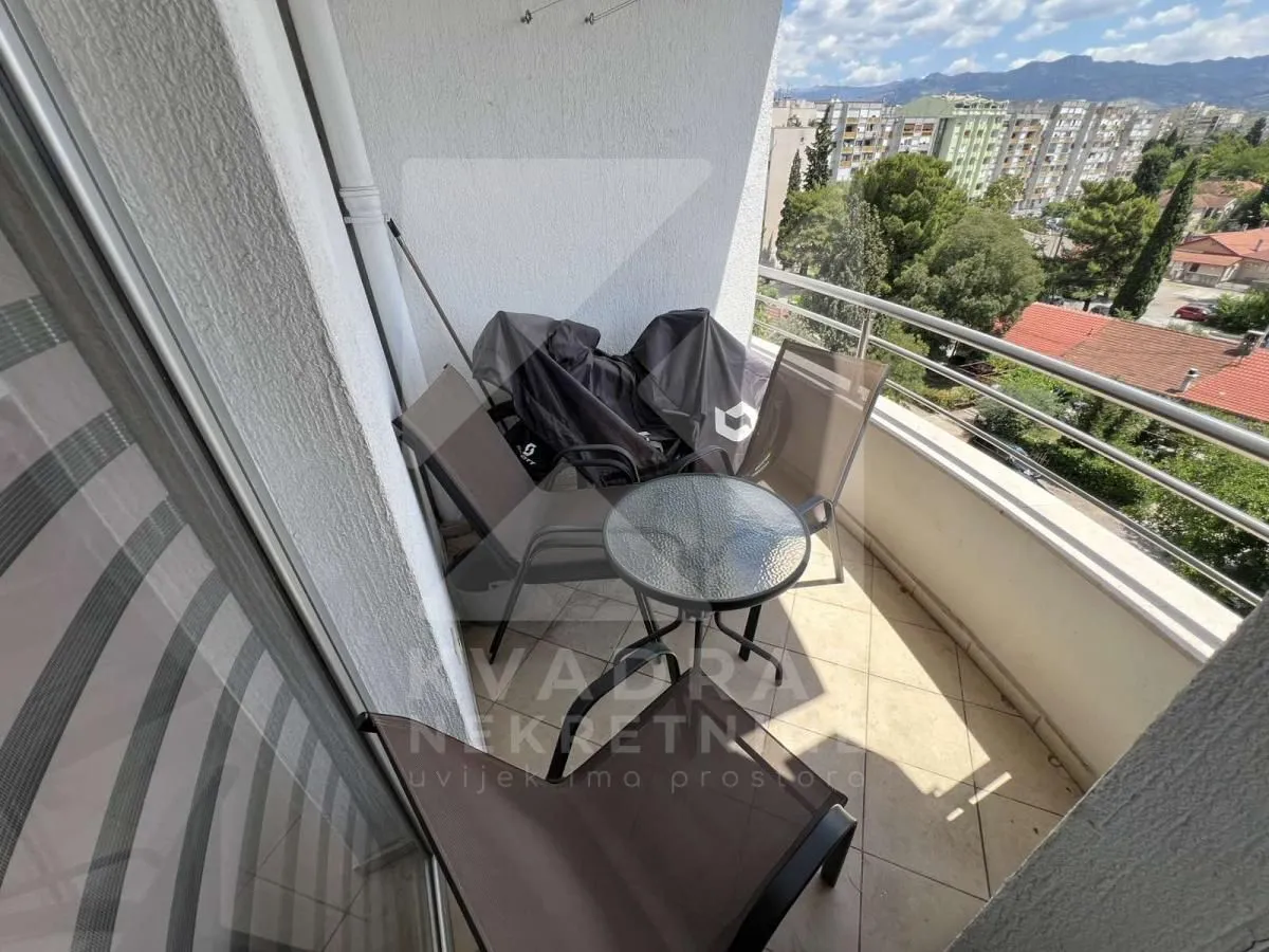 Rent, one bedroom apartment, 40m², Pobrežje, Podgorica