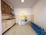 Izdavanje, poslovni prostor, 75m², City Kvart, Podgorica - image 4