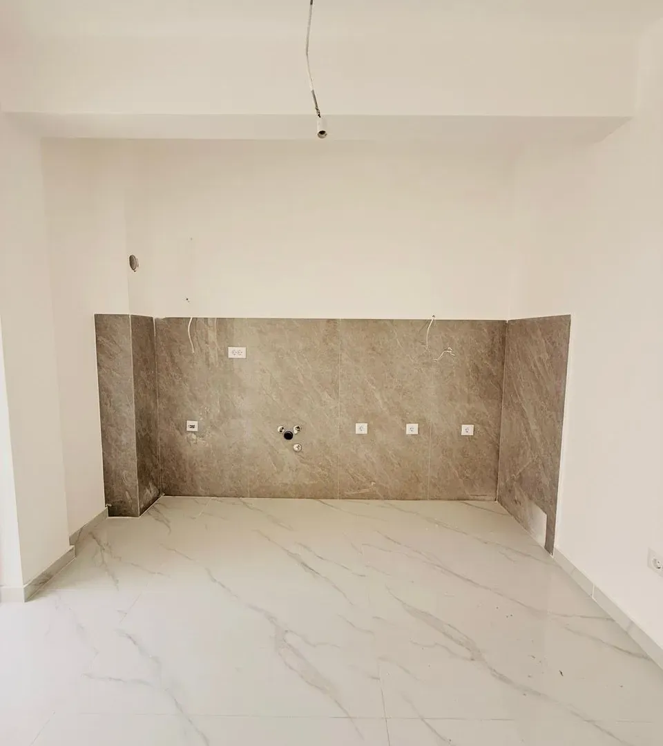 Sale, two bedroom apartment, 72m², Ilino, Bar