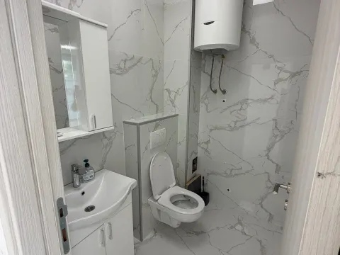 Rent, office space, 42m², Pobrežje, Podgorica - image 5